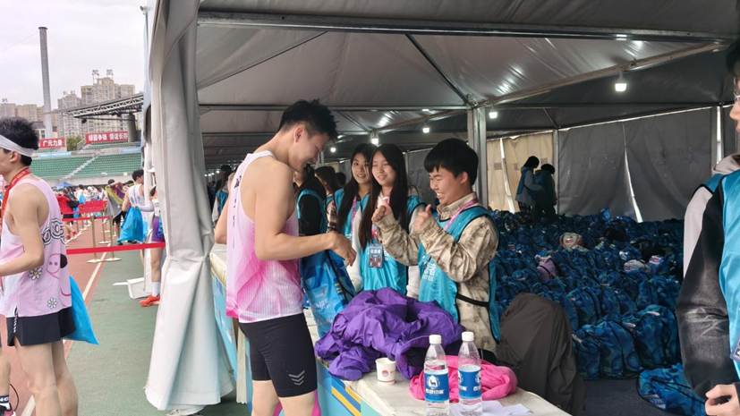 1E50F58215DEB20103EF7EB9CE631A1F